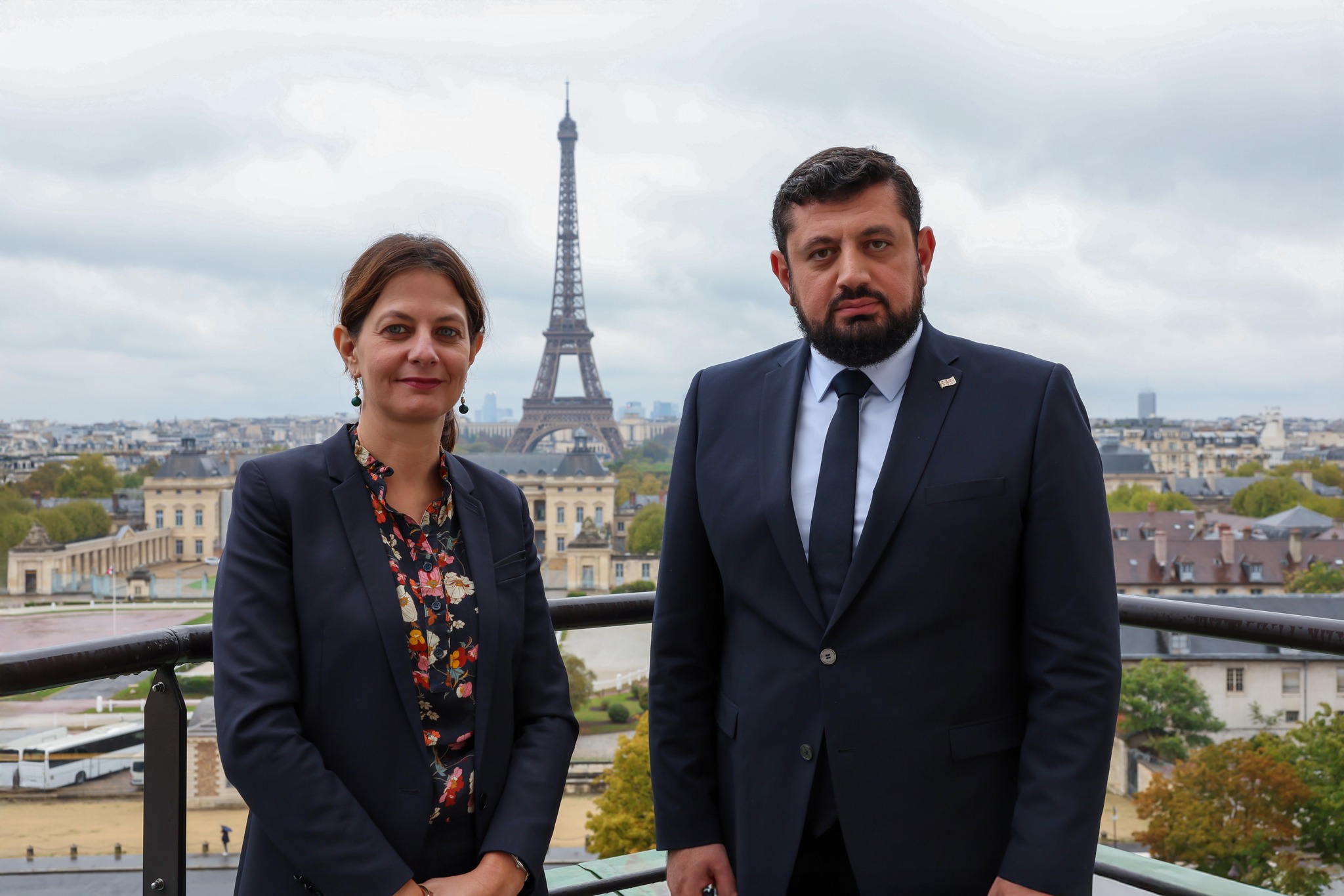 საქართველოს ანტიკორუფციული ბიუროს უფროსი, რაჟდენ კუპრაშვილი, საფრანგეთის სახალხო დამცველის მოადგილეს, სესილ ბაროისს შეხვდა.